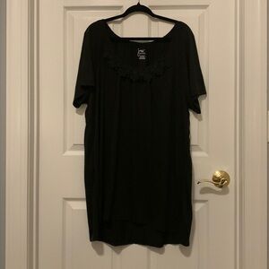 JMS Black T-shirt with crochet detail around neck Women’s Plus Size 3X
